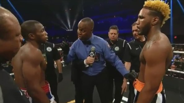 El cubano Erislandy Lara (izq.) expresó su deseo de una revancha con Jarret Hurd (der.) tras su duelo en Las Vegas, Nevada.
