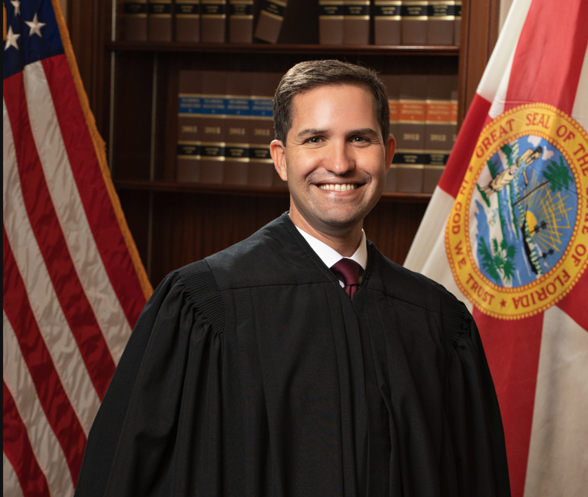 El juez John D. Couriel fue elegido como nuevo presidente de la Corte Suprema de Florida.