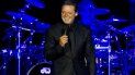 En esta foto de archivo del 11 de marzo de 2012, el cantante mexicano Luis Miguel se presenta en un concierto en Río de Janeiro, Brasil. En esta foto de archivo del 11 de marzo de 2012, el cantante mexicano Luis Miguel se presenta en un concierto en Río de Janeiro, Brasil.