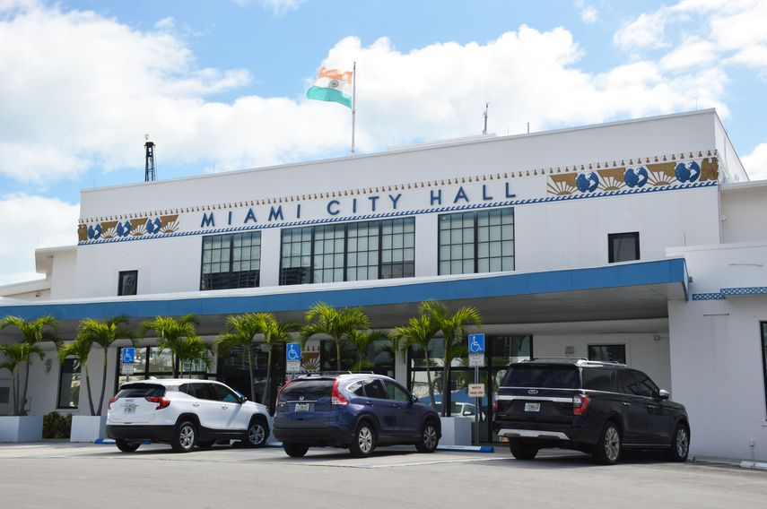Vista parcial&nbsp; del ayuntamiento de Miami.
