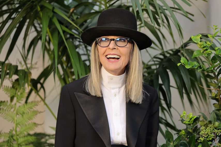 Diane Keaton asiste al desfile SS23 de Ralph Lauren en la Biblioteca Huntington, Colecciones de Arte y Jardines Botánicos el 13 de octubre de 2022 en San Marino, California.