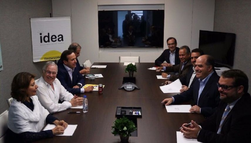 Expresidentes de IDEA reunidos en julio pasado con diputados de la Asamblea Nacional de Venezuela.
