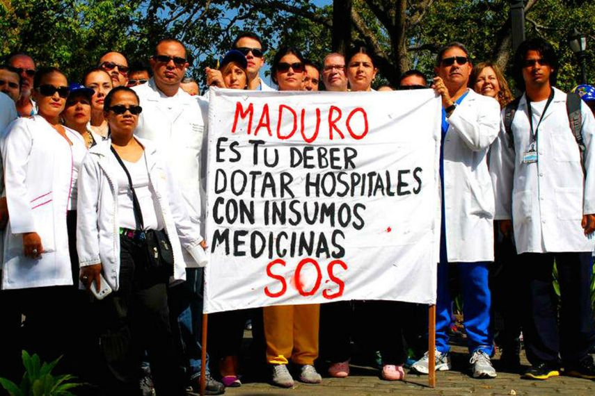 Venezuela atraviesa una crisis de escasez y desabastecimiento de medicinas desde hace dos años por lo que el Parlamento, de mayoría opositora, declaró la emergencia humanitaria.