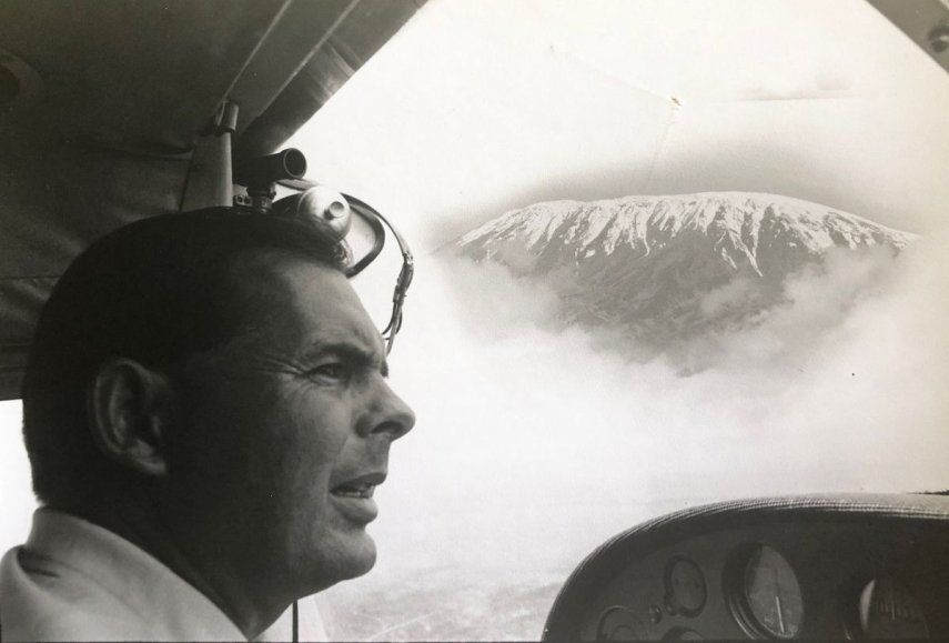 Patrick Hemingway en el volcán de Mount Kilimanjaro en Tanzania, en 1969.