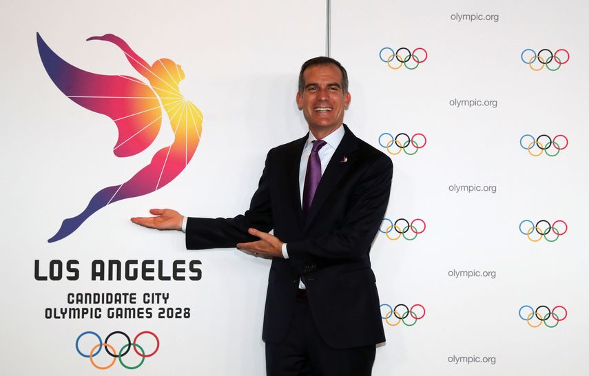 El Alcalde de Los Ángeles, Eric Garcetti, encabezó la presentación de la delegación para que su ciudad sea confirmada en la reunión del Comité Olímpico Internacional.