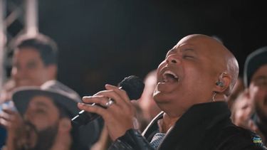 El cantante dominicano Rubby Pérez durante su participación con Free Cover.&nbsp;