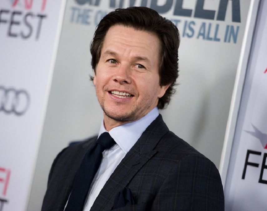 El actor estadounidense Mark Wahlberg posa para las cámaras, 2014. (AP). 