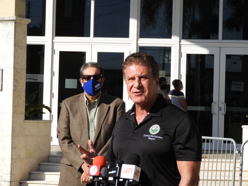 Hialeah abre el tercer centro de vacunación.&nbsp;