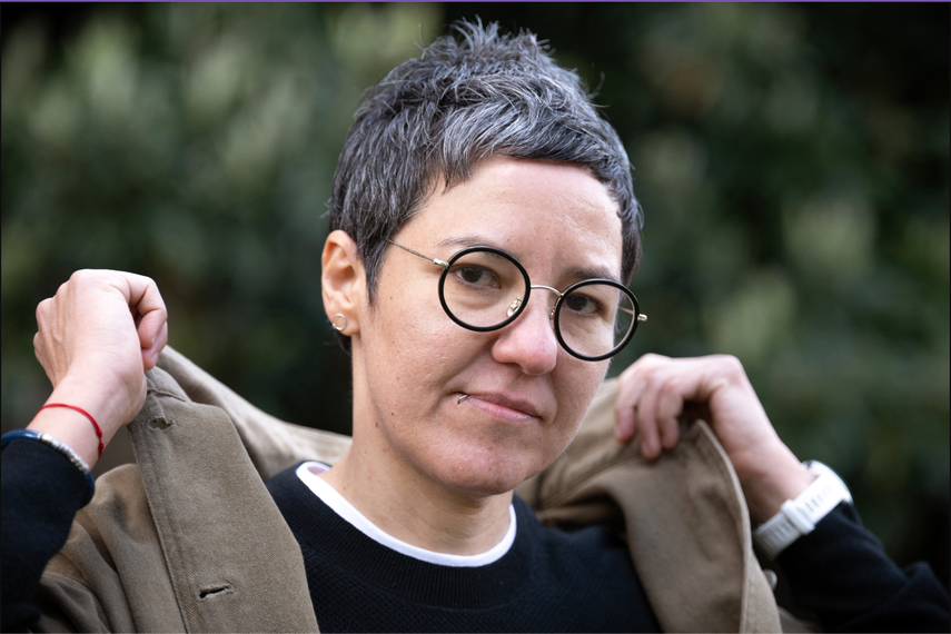 La cineasta panameña Ana Endara posa durante una sesión fotográfica en el festival de cine Cinelatino en Toulouse, en el suroeste de Francia, el 25 de marzo de 2025.