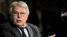 El ex presidente del Gobierno español Felipe González considera que la necesidad de formar Gobierno rápidamente en España (ARCHIVO/EFE)