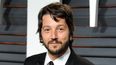 Los actores Diego Luna.