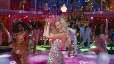 En esta imagen proporcionada por Warner Bros. Pictures, Margot Robbie en una escena de Barbie.&nbsp;