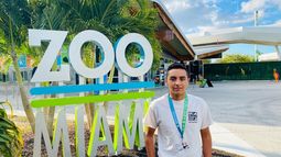 Tomás Figueroa Vargas trabaja de voluntario en el ZOO de Miami. Tomás Figueroa Vargas trabaja de voluntario en el ZOO de Miami.