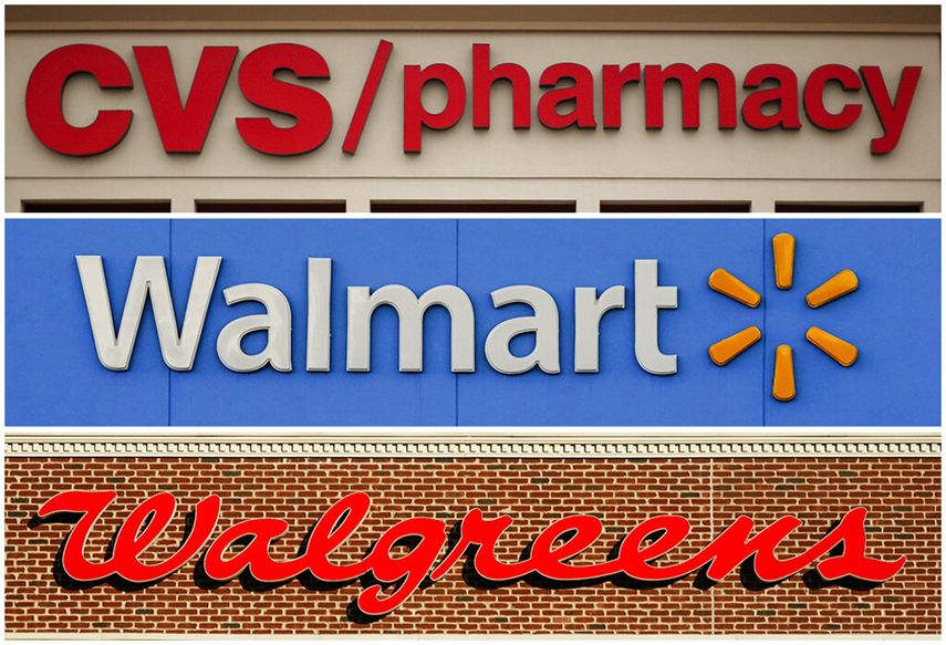 Una combinación de fotos de tiendas de CVS, Walmart y Walgreens. &nbsp;