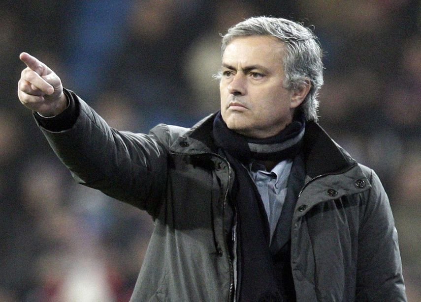 Si alguien puede dirigir a esta tropa de jugadores es el polémico José Mourinho. (ARCHIVO)