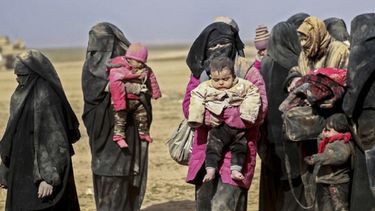 Los países vecinos de la región&nbsp;albergan a 2,6 millones de niños sirios refugiados.