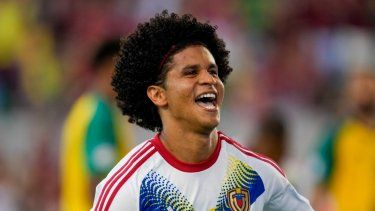 Eduard Bello celebra tras marcar el primer gol de Venezuela ante Jamaica en el partido por el Grupo B de la Copa América, el domingo 30 de junio de 2024, en Austin, Texas.&nbsp;