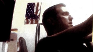 El ahora excomandante Anthony Doran fue blanco de una investigación luego de que hallaran el video en una búsqueda de rutina en su computadora.