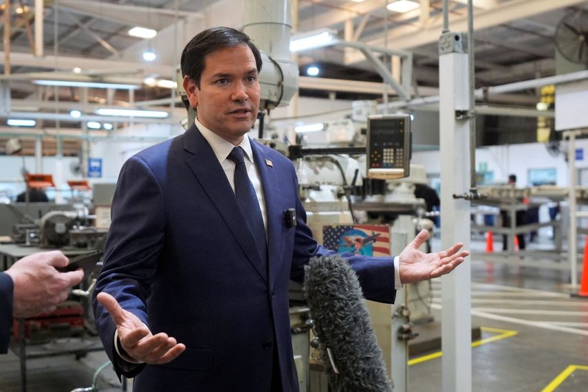 El jefe de la diplomacia estadounidense, Marco Rubio, durante una conferencia de prensa en El Salvador.