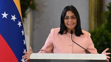 La vicepresidenta y ministra de Hidrocarburos de Venezuela, Delcy Rodríguez, dijo que la Primera Ministra de Trinidad y Tobago desarrolla una agenda hostil contra el país