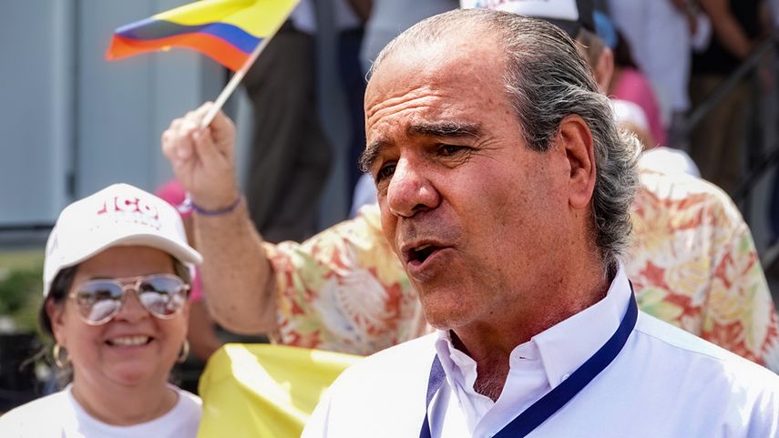 El senador colombiano Carlos Felipe Mejía.