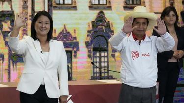 Perú en un limbo: renuncia miembro del Jurado Nacional de Electores