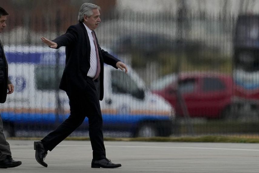 Acusan a presidente argentino de amenazar a fiscal federal