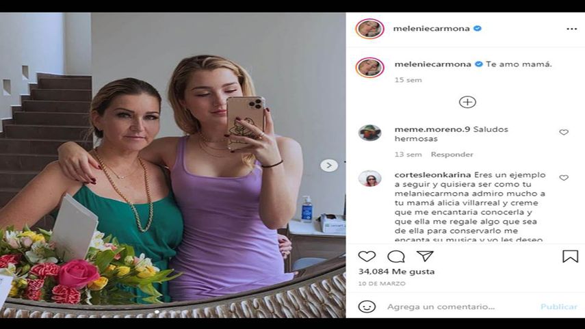 Alicia Villarreal junto a su hija Melenie Carmona.&nbsp;