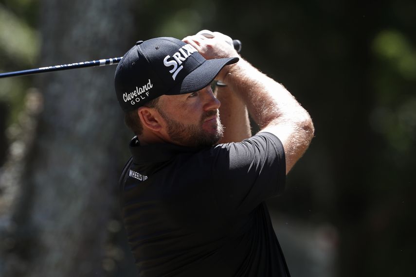 El norirland&eacute;s Graeme McDowell durante el 16to hoyo de la primera ronda del torneo RBC Heritage de golf, el jueves 18 de junio de 2020, en Hilton Head Island, Carolina del Sur.&nbsp;