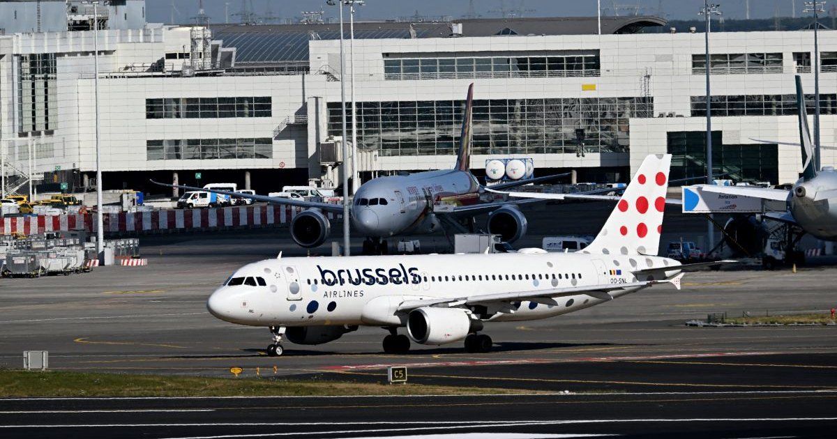 Vuelos suspendidos en el aeropuerto de Bruselas por sospecha de drones