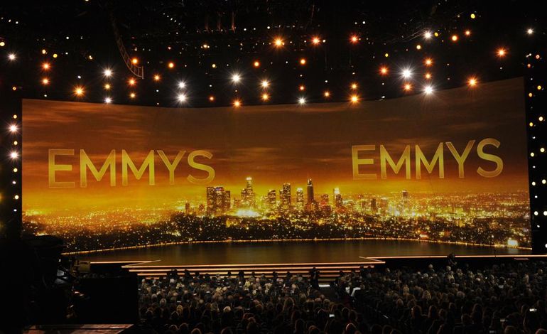 El escenario de los premios Emmy, en su 71a edición, el 22 de septiembre de 2019. Las nominaciones a la 74a entrega anual de los Emmy se anunciaron el martes 12 de julio de 2022 por la mañana en una ceremonia virtual. 