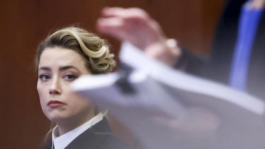 La actriz Amber Heard en el Tribunal de Circuito del Condado de Fairfax, en Fairfax, Virginia, el miércoles 13 de abril de 2022.&nbsp;