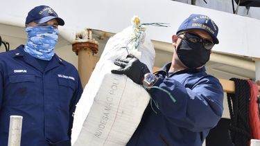 Droga incautada en aguas del Caribe.