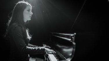 La pianista mexicana Clara Luna.