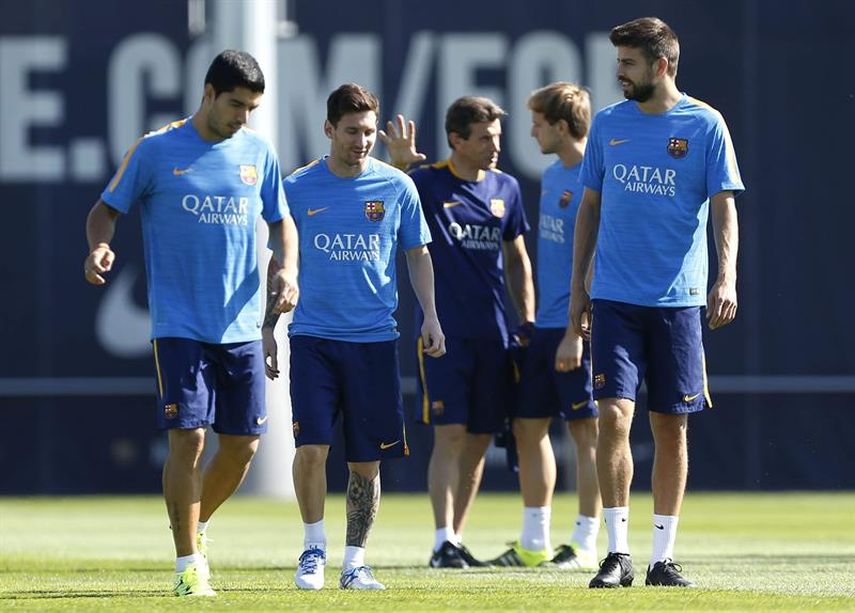 Suárez, Messi y Piqué en los entrenamientos de la semana. (EFE)