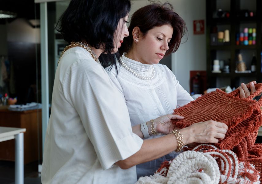 Ana Sofía y Marta Tarbay.