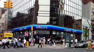 ¿debe aplicarse el moment banking?