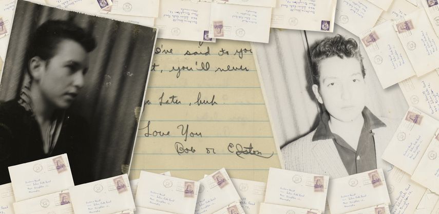 Esta foto de septiembre del 2022 muestra una colección personal de cartas escritas por Bob Dylan a su novia de la secundaria a finales de los 50. La colección fue vendida en subasta a una conocida librería portuguesa por 670.000 dólares.