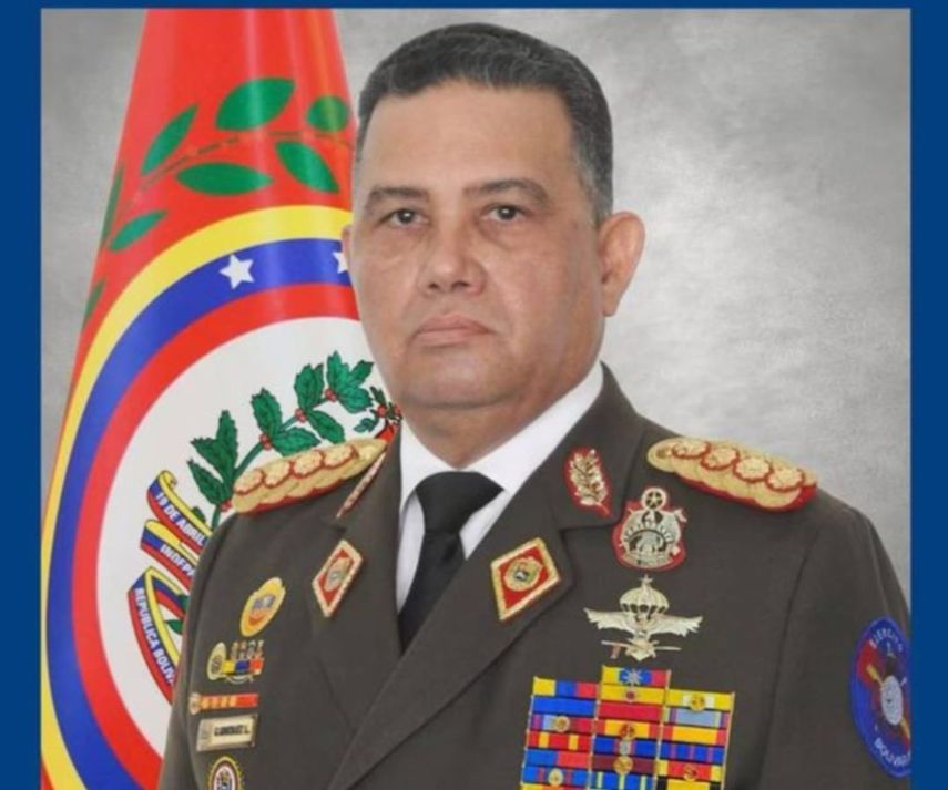 El nuevo Ministro de Defensa de Venezuela, General en Jefe Gustavo González López, había sido nombrado por Delcy Rodríguez como comandante de la Guardia de Honor Presidencial tras la captura de Nicolás Maduro. El militar estuvo dos veces como director del centro de detenciones del Servicio Bolivariano de Inteligencia Militar (Sebin)