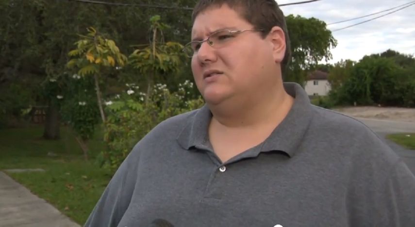 Robert Augi, pastor del centro de adoración de Cutler Bay.