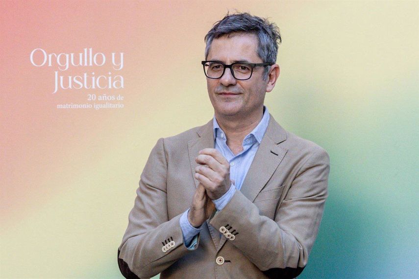El ministro de la Presidencia, Justicia y Relaciones con las Cortes, Félix Bolaños, a su llegada a una rueda de prensa con motivo de las solicitudes recibidas de las Becas SERÉ, en el Palacio de Parcent, a 28 de junio de 2025, en Madrid (España).
