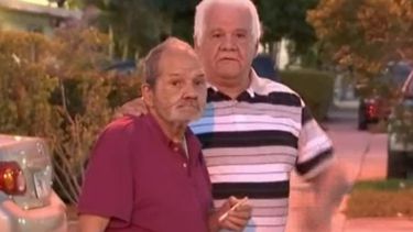 Pedro Nuñez, de 69 años, ha estado bajo el cuidado de su hermano Miguel desde que era paciente de esquizofrenia en Cuba.