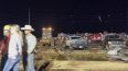 En esta imagen de un video provisto por KAMC/KLBK, gente observa los destrozos en Matador, Texas, 21 de junio de 2023, luego de tormentas que causaron muertos, heridos y graves daños.&nbsp;