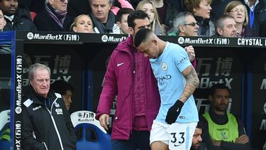 El atacante brasileño se lastimó durante el partido del domingo ante el Crystal Palace.