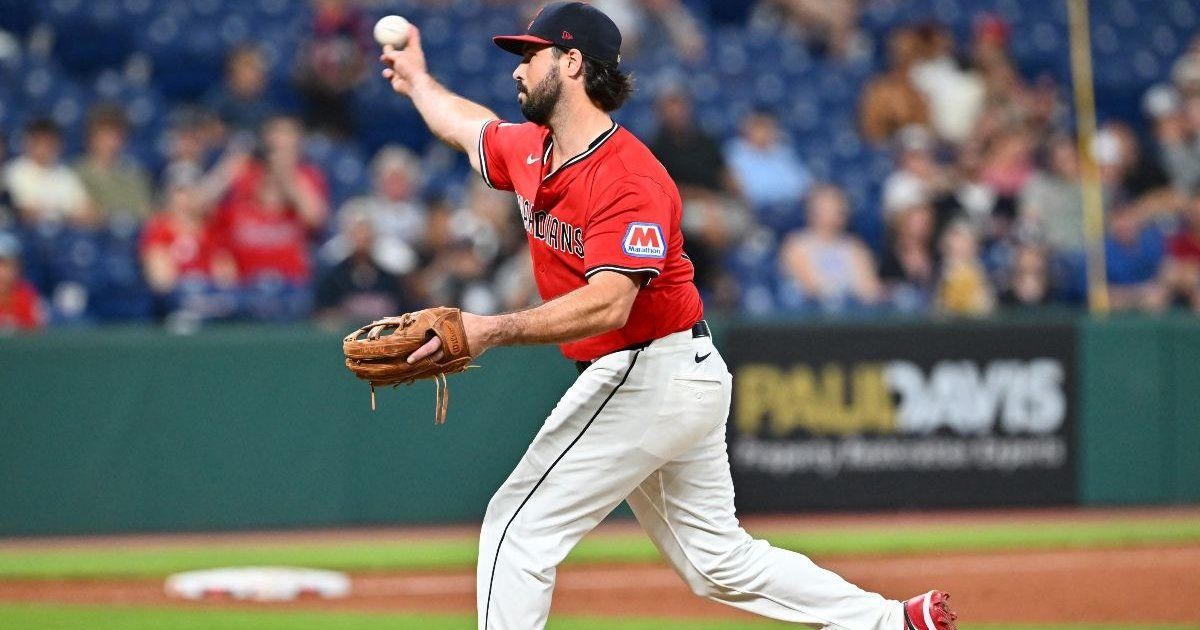 LA BOLA NOSTRA: Los fanáticos merecen más respeto de MLB