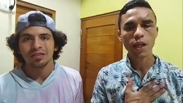 Los jóvenes venezolanos Brandon Santos y Kevin Santos, agredidos por cuerpo policial de de Pucallpa, Perú