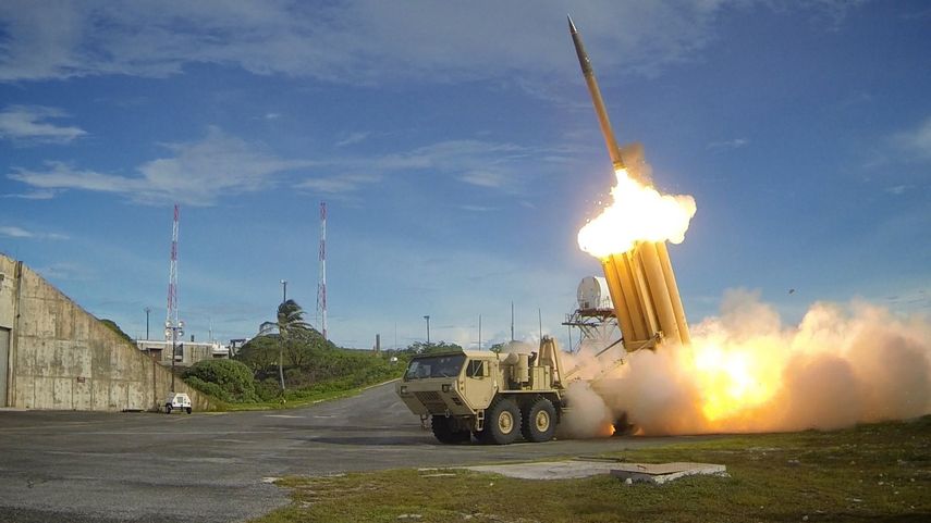 El sistema de defensa antimisiles de gran altitud THAAD.