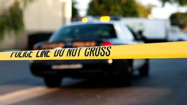 hermanas confiesan haber enterrado a su padre de 94 anos en el patio de casa en florida