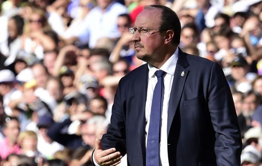 Benitez fue abucheado en varios pasajes del encuentro. (EFE)