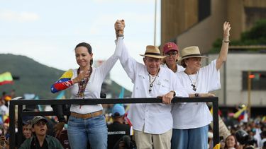 María Corina Machado y Edmundo González lideraron multitudiraria movilización de Valencia, estado Carabobo